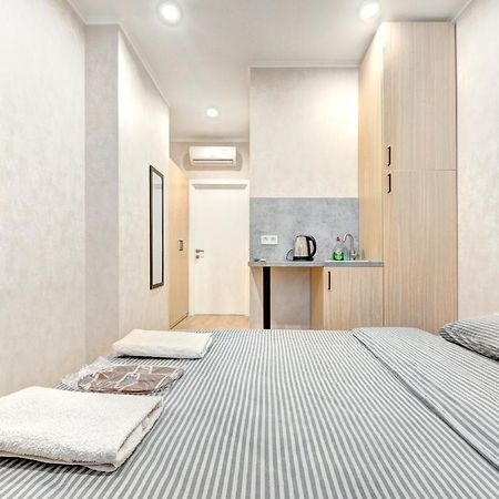 1 Room Apartment Near National Circus Kyiv Exterior foto