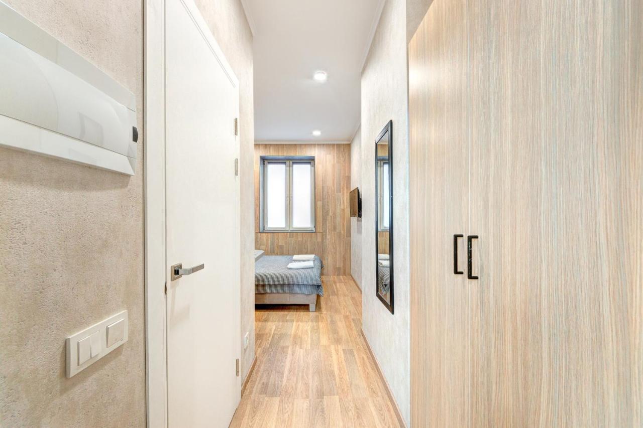 1 Room Apartment Near National Circus Kyiv Exterior foto