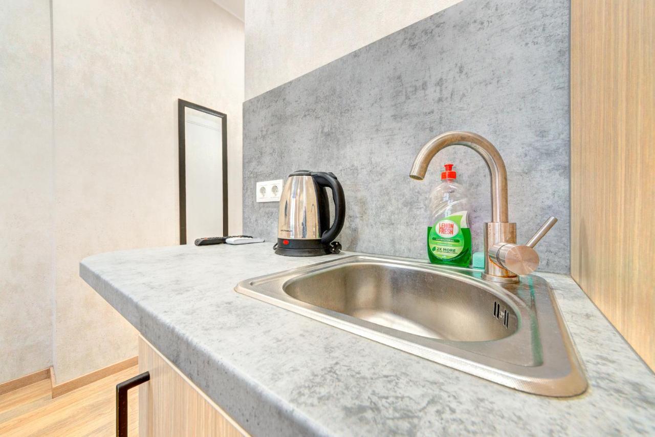 1 Room Apartment Near National Circus Kyiv Exterior foto